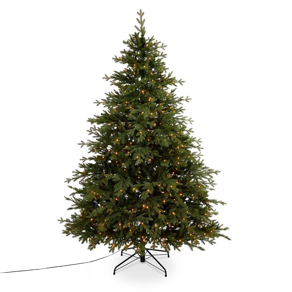 6ft Thetford Prelit artificial Christmas tree in Launceston
