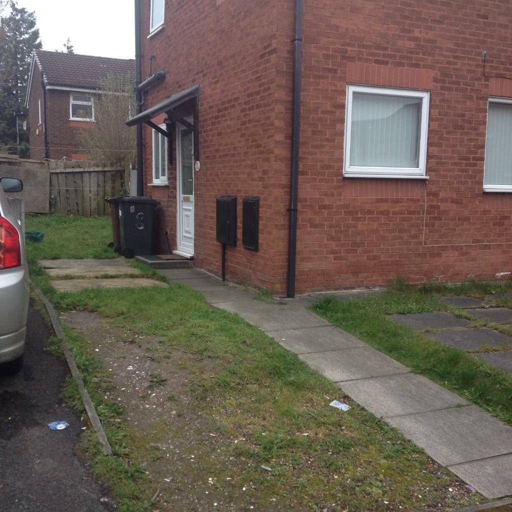 2 bed semi detached House for rent in DAISYFIELD in Blackburn