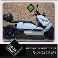 BMW CE 04 E SCOOTER. 1150 MILES. FAST CHARGE CABLE. LOVELY TIDY BIKE + TOP BOX