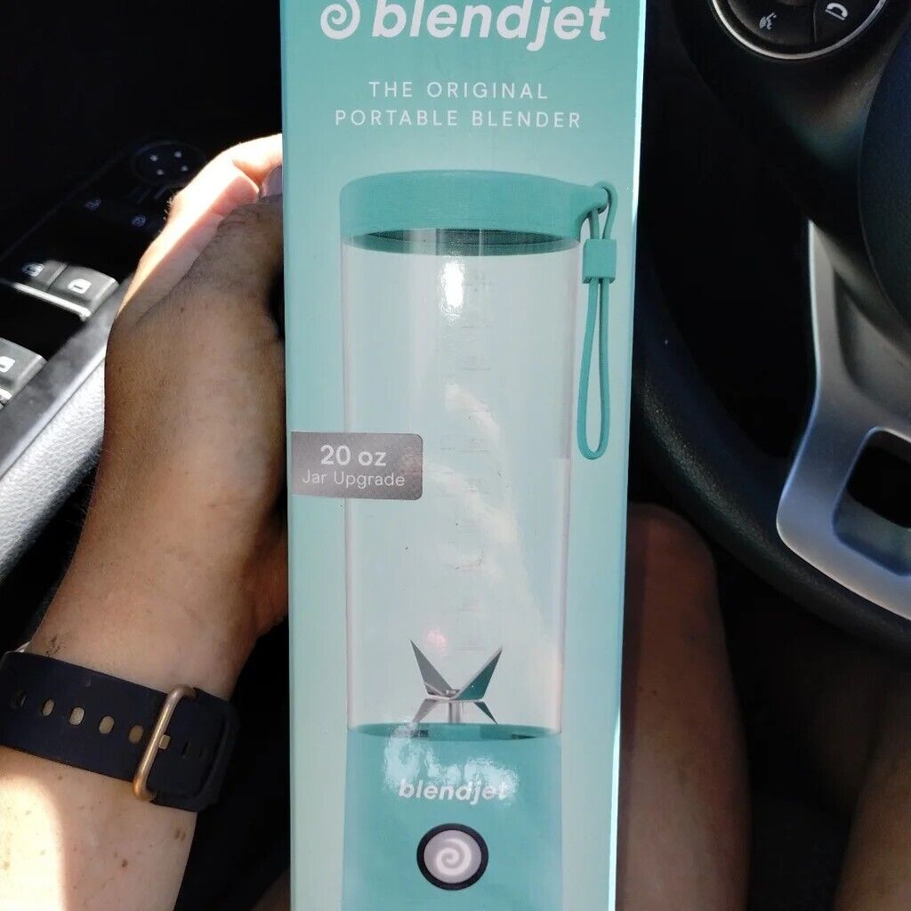 20 oz BlendJet 2, the Original Portable Blender.