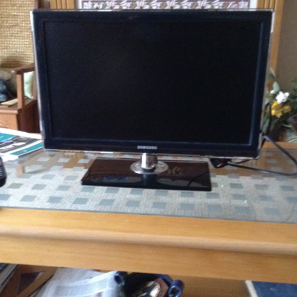 Samsung 19 inch LED TV. Model UE19D4000NW | in Kelso, Scottish Borders ...