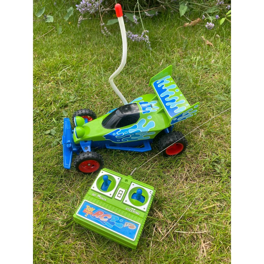 Toy story 2 vintage rc car buggy remote control. in Headington