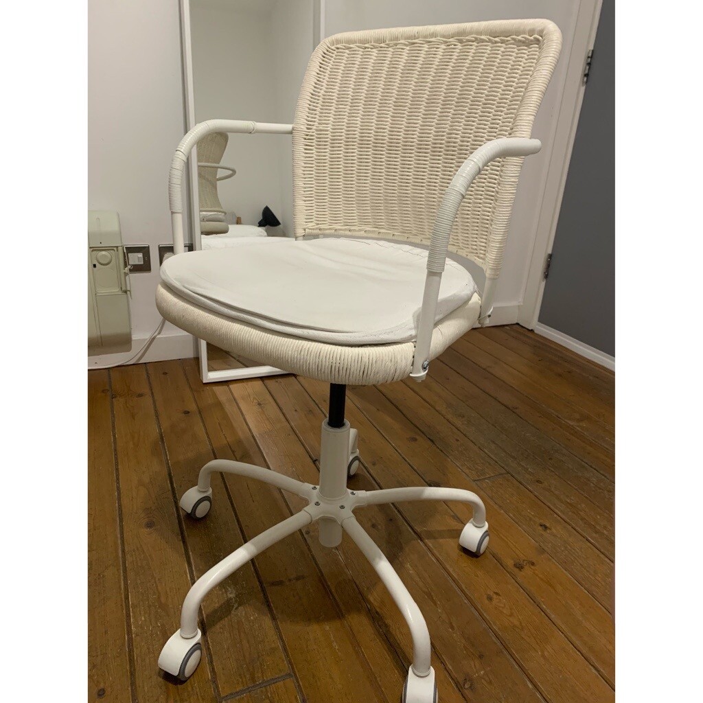 White desk chair | in Hoxton, London | Gumtree