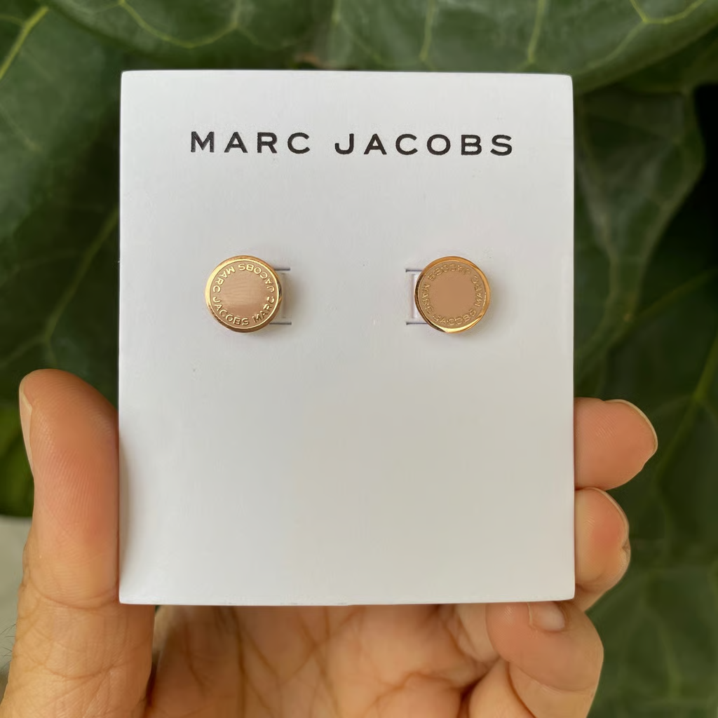 【関税込み】Marc Jacobs ゴールド The Monogram リング The Monogram Ring | Marc Jacobs | Official Site