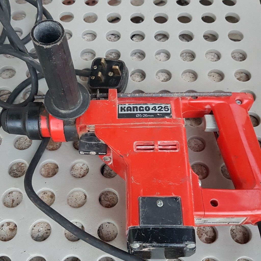 Kango 426 SDS Plus, Hammer Drill 240v + Original Hard Case + Various