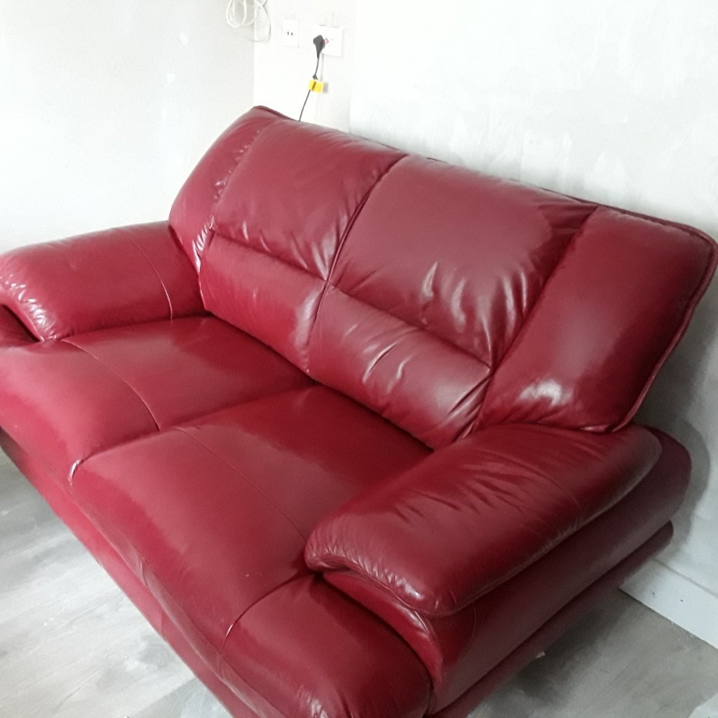 2 Seater Red Leather Sofa ***HARDLY USED*** GREAT PRICE in