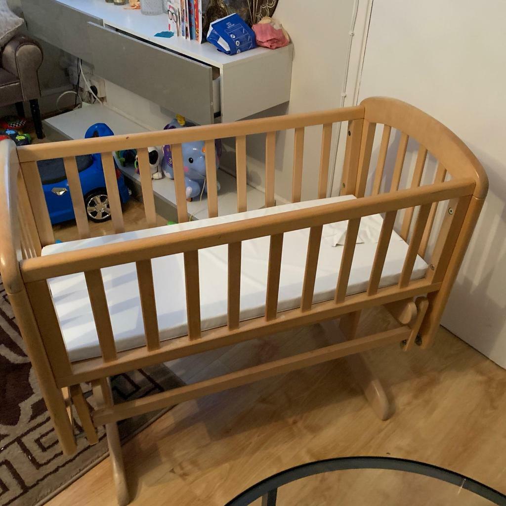gumtree baby cot