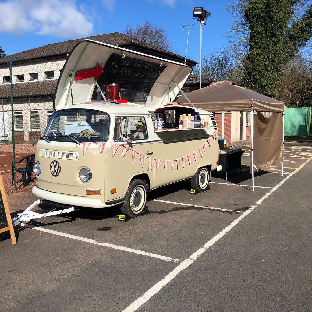 Food Truck VW T2 1971 (Trailer) Business in Johnstone