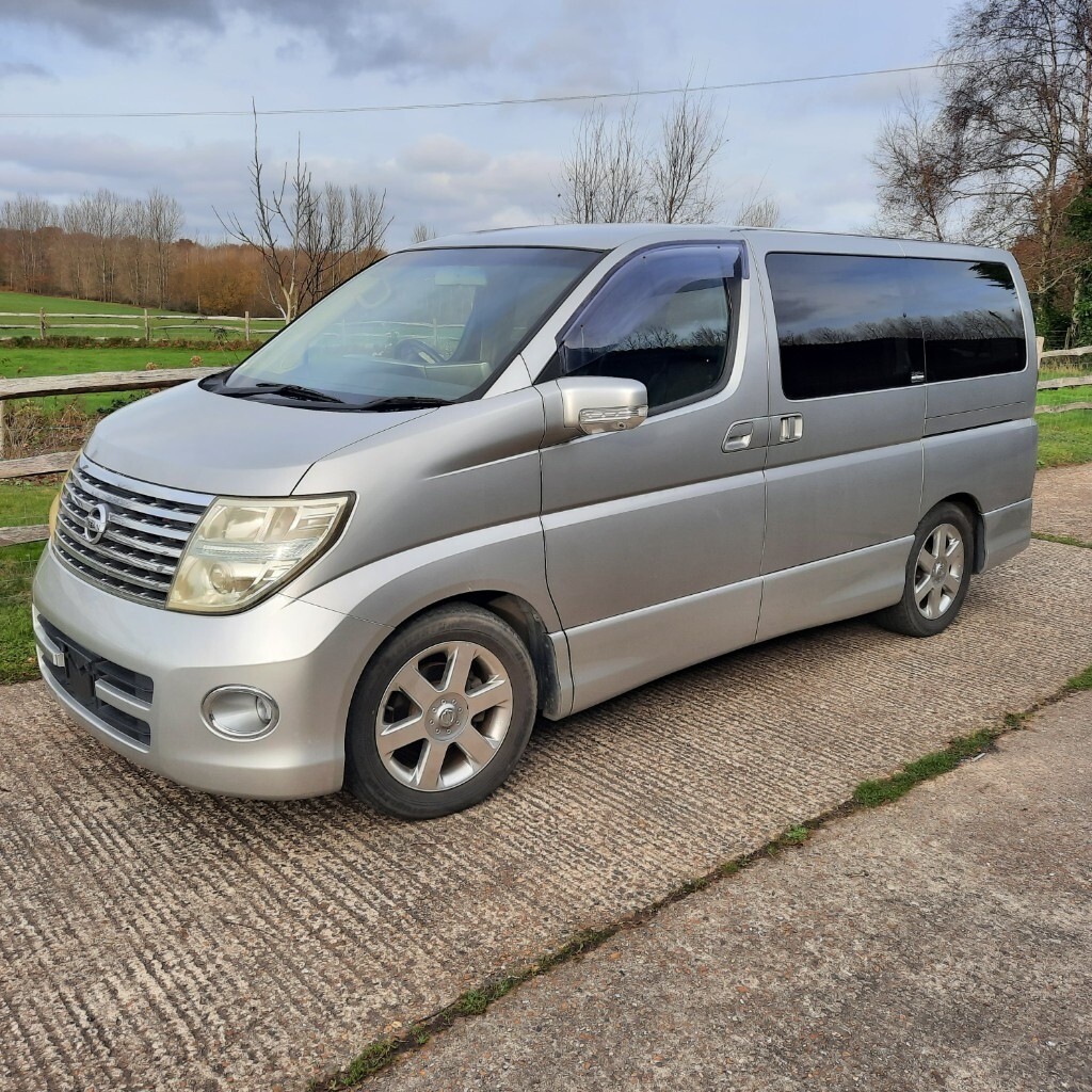 Nissan elgrand star