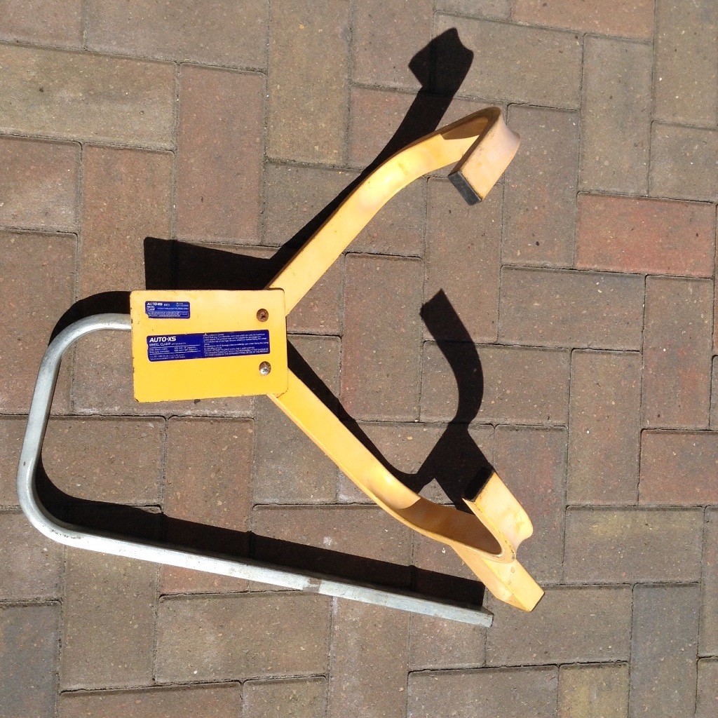 Caravan wheel clamp in Alton, Hampshire Gumtree