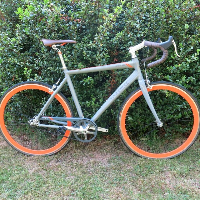trek district carbon for sale