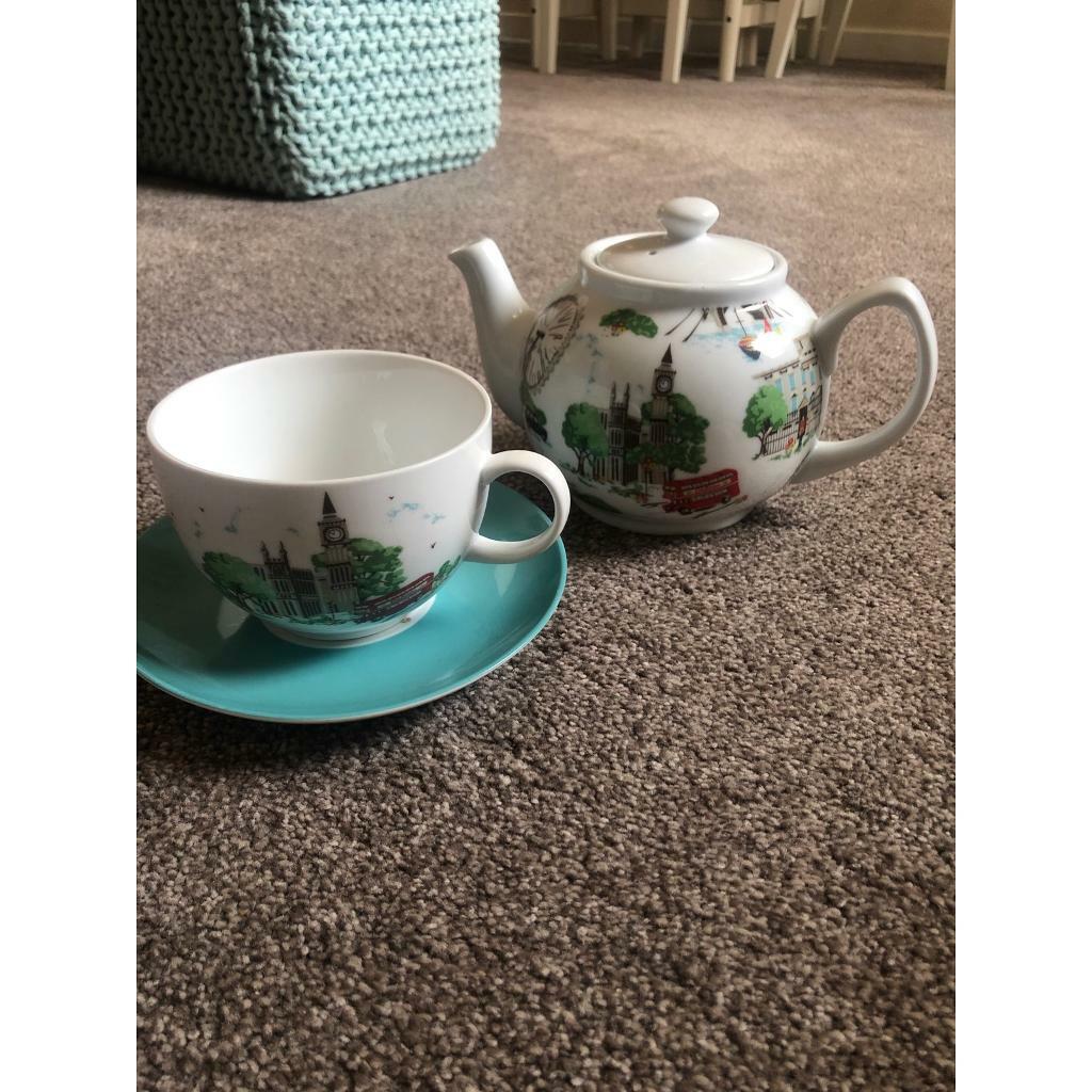 Cath Kidston ceramic teapot and tea cup and saucer set in Sunderland, Tyne and Wear Gumtree
