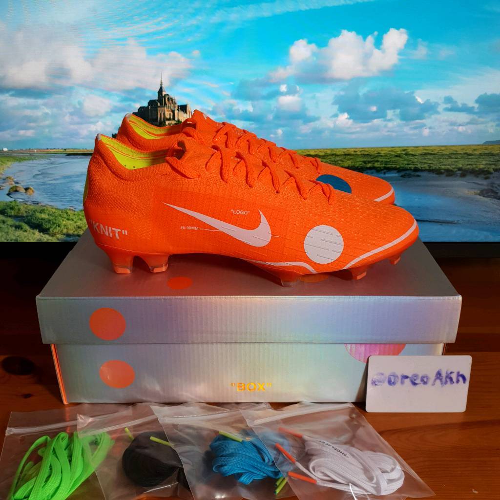 deadstock football boots