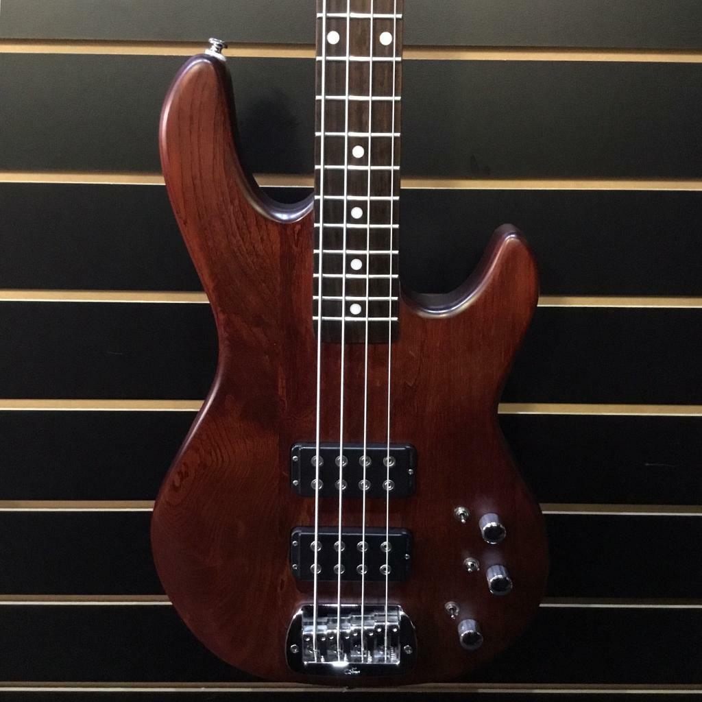 g-l-l-2000-bass-in-chesterfield-derbyshire-gumtree