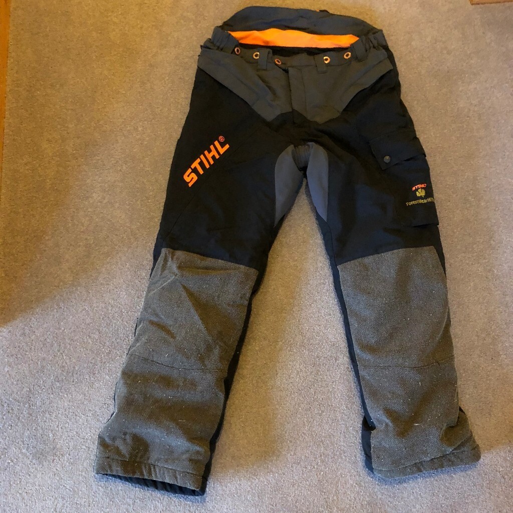 Stihl Chainsaw Protective Trousers Size M in Dollar, Clackmannanshire