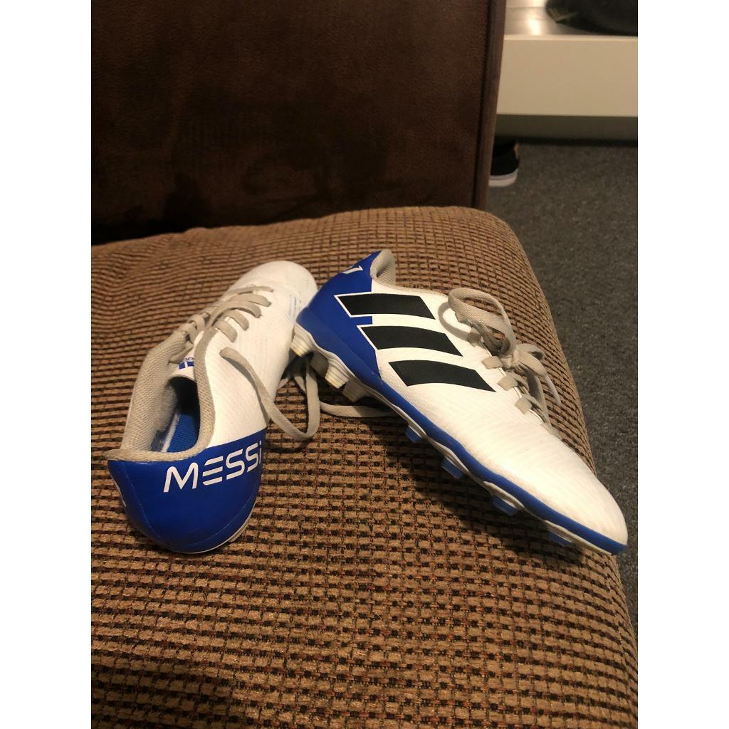 boys football boots size 1