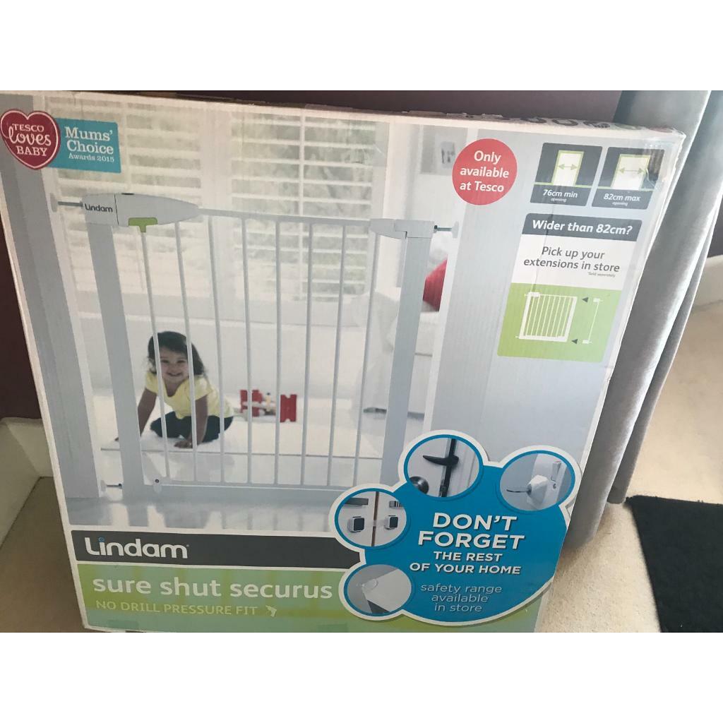 baby stair gate tesco