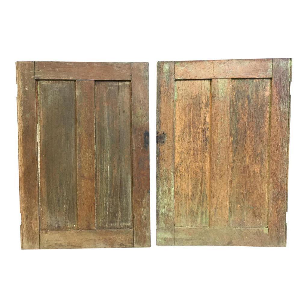 Portes anciennes et serrurerie en laiton