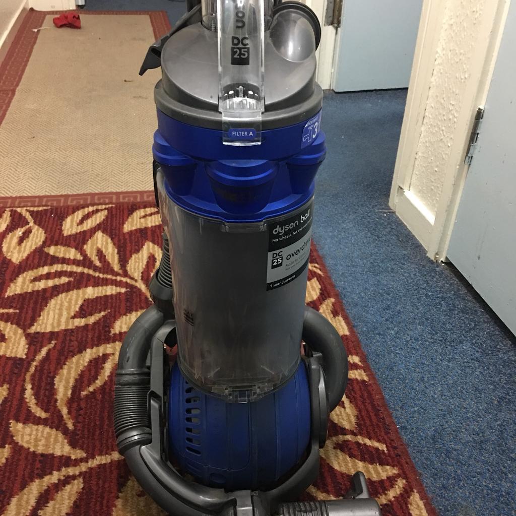 Dyson DC25 Multi Floor Lightweight Dyson Ball Upright Vacuum Cleaner