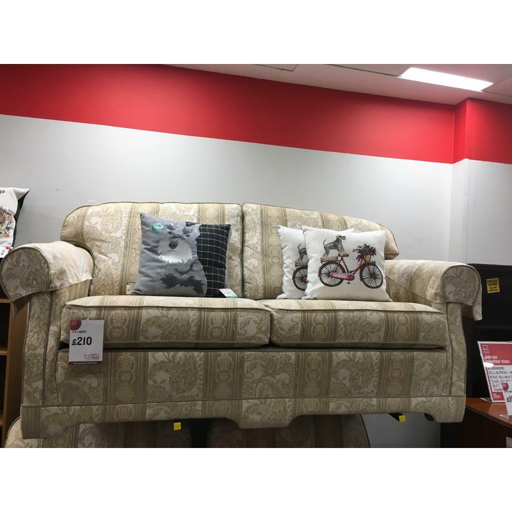 BHF Fabric Suite 3+1+1 in Walsall, West Midlands Gumtree