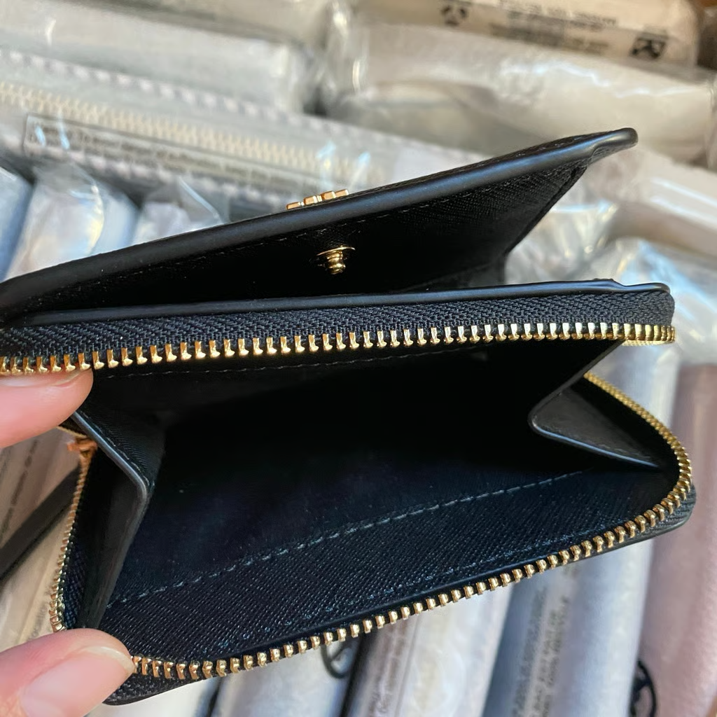 限定値下げ【未使用】Tory Burch★EMERSON MINI WALLET TORY BURCH トリーバーチ 財布 レディース 2つ折り 折財布