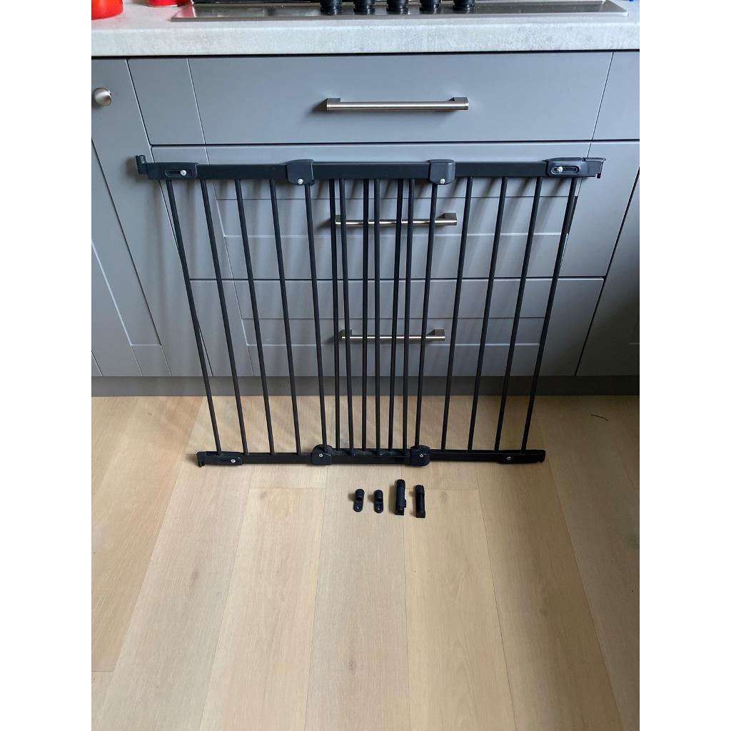 SOLD Extending adjustable stair gate in Wollaton, Nottinghamshire