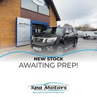 2017 Nissan Navara 2.3 dCi Tekna Pickup Double Cab 4dr Diesel Manual 4WD Euro 6 