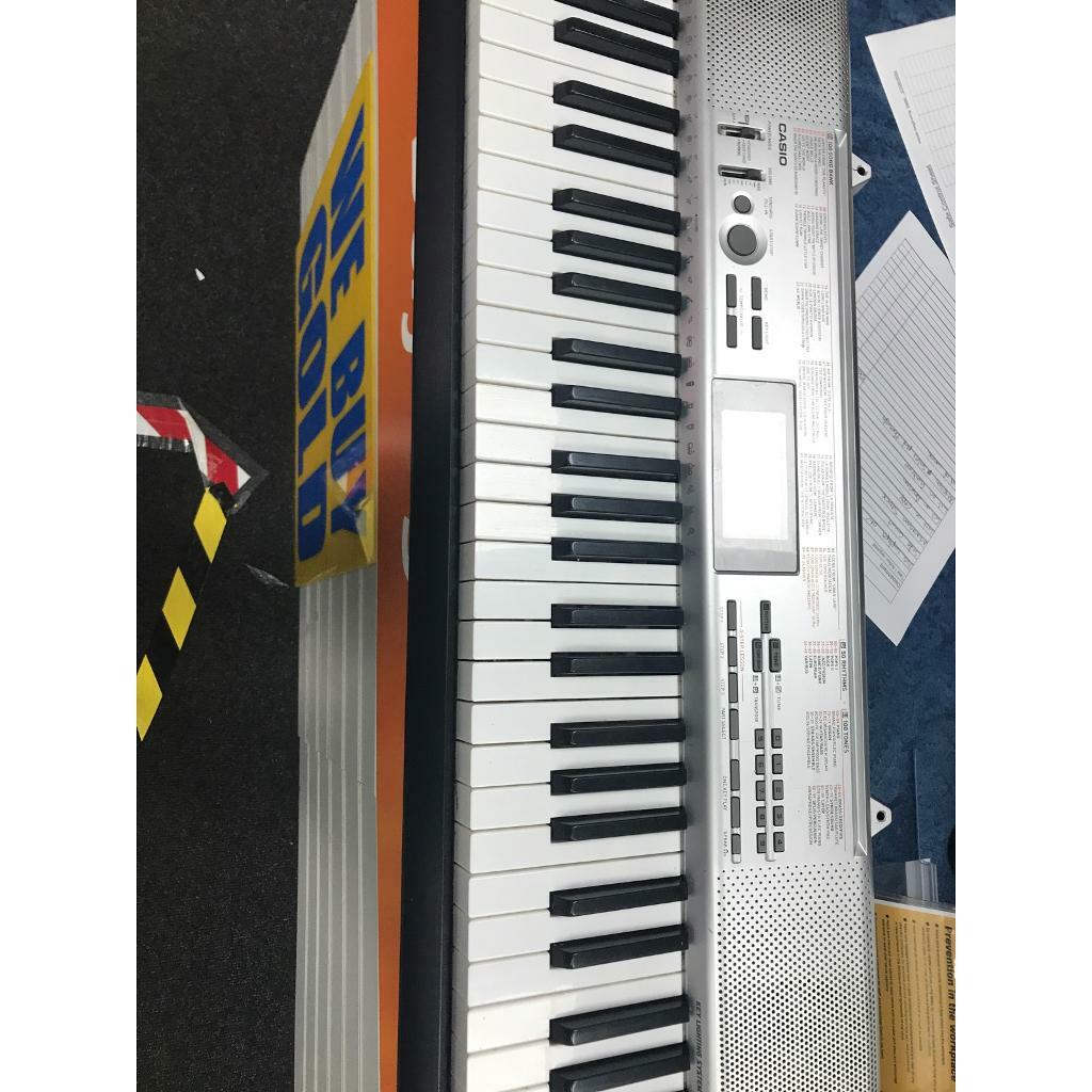 Casio lk 130 keyboard in Blackwood, Caerphilly Gumtree
