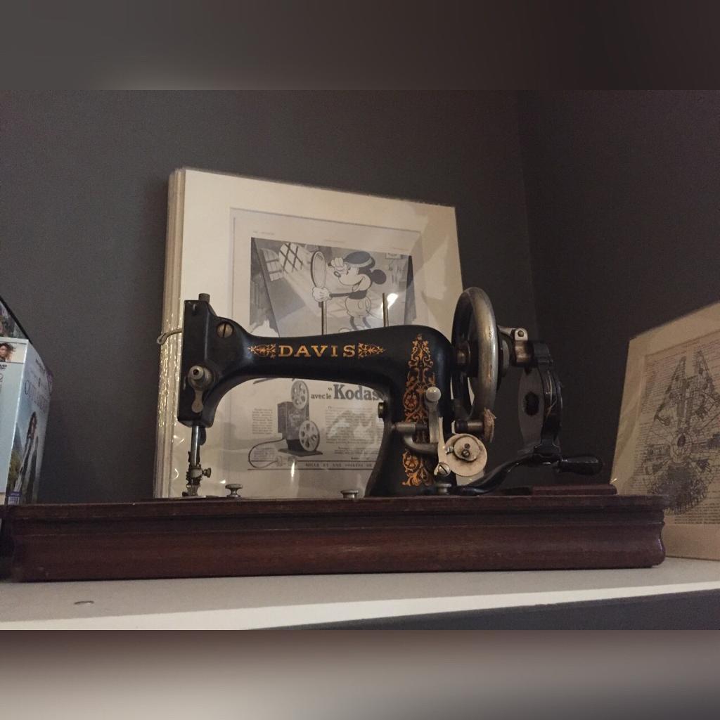 Davis Vintage Sewing Machine In Hampstead London Gumtree