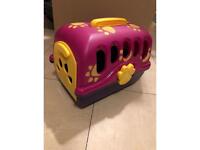 Kids toy dog/cat opening pet carrier