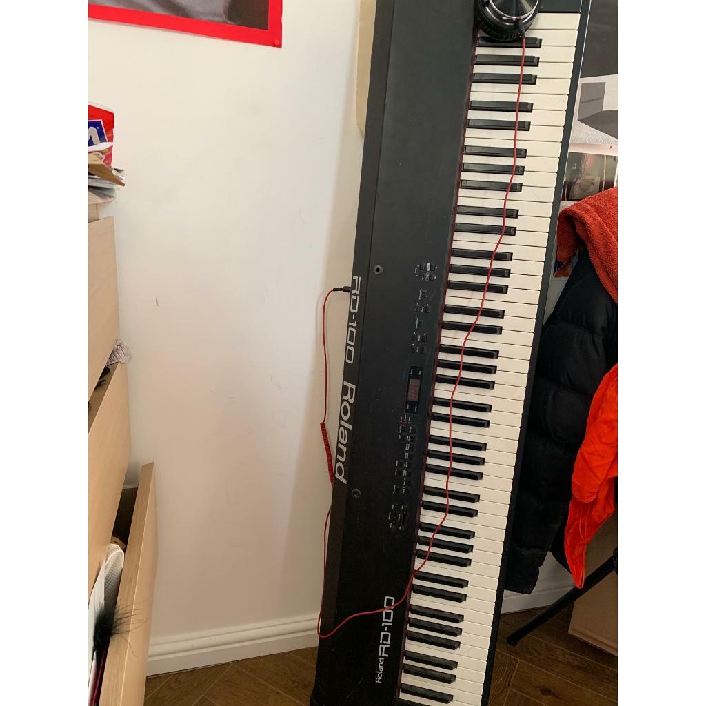 Roland RD100 full size keyboard in East London, London Gumtree