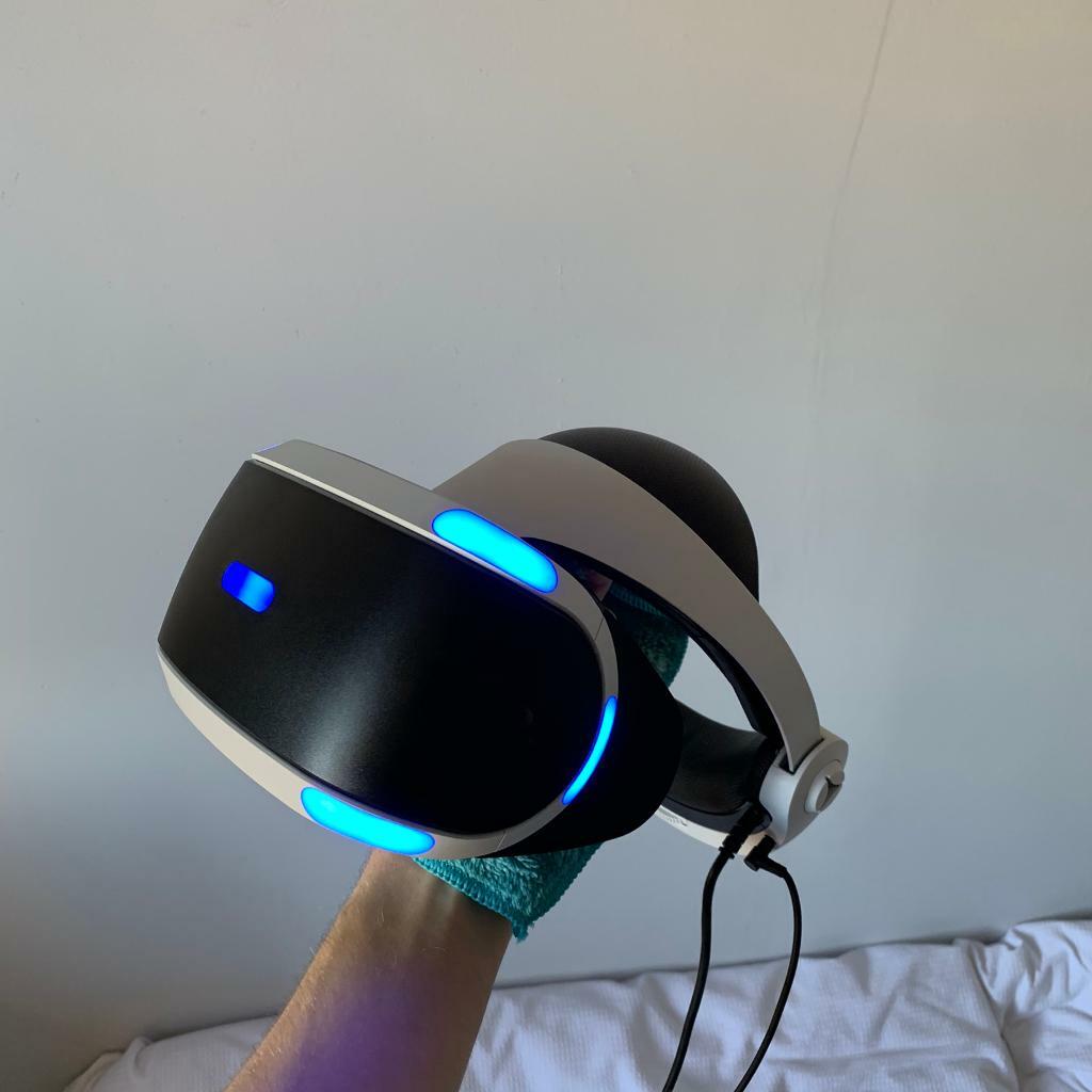 PlayStation 4 VR V2 PSVR Headset PS4 in Wakefield, West Yorkshire