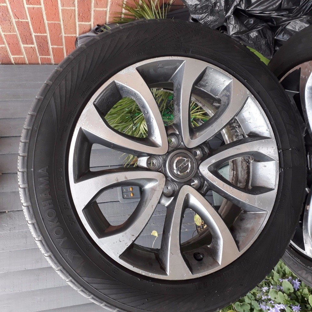 Nissan juke alloy wheels 17