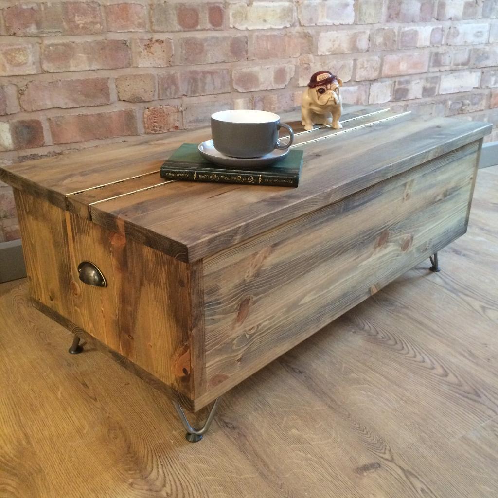 Rustic Industrial Reclaimed Wood Style Trunk Pine Blanket Toy Box
