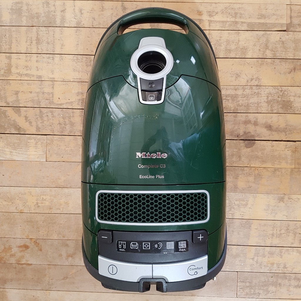 Miele C3 Complete EcoLine Plus, Green Vacuum Cleaner in St Agnes