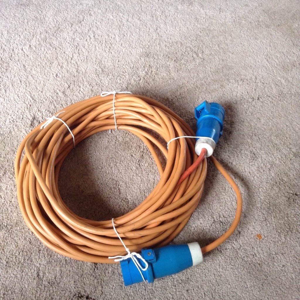 Caravan hook up up cable | in Hucknall, Nottinghamshire | Gumtree