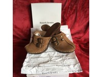 russell and bromley careers
