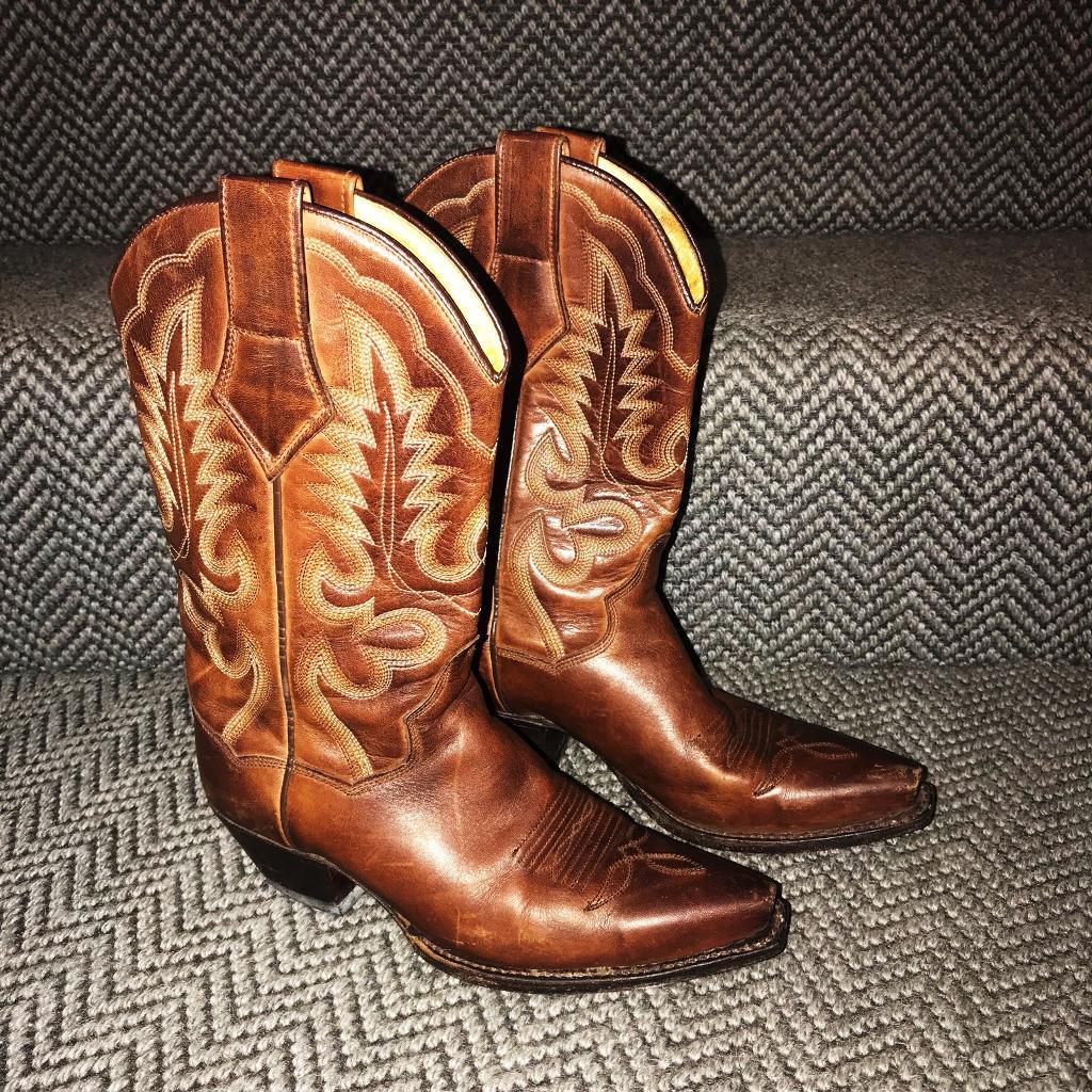 r soles cowboy boots
