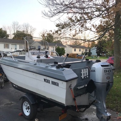 boats fishing