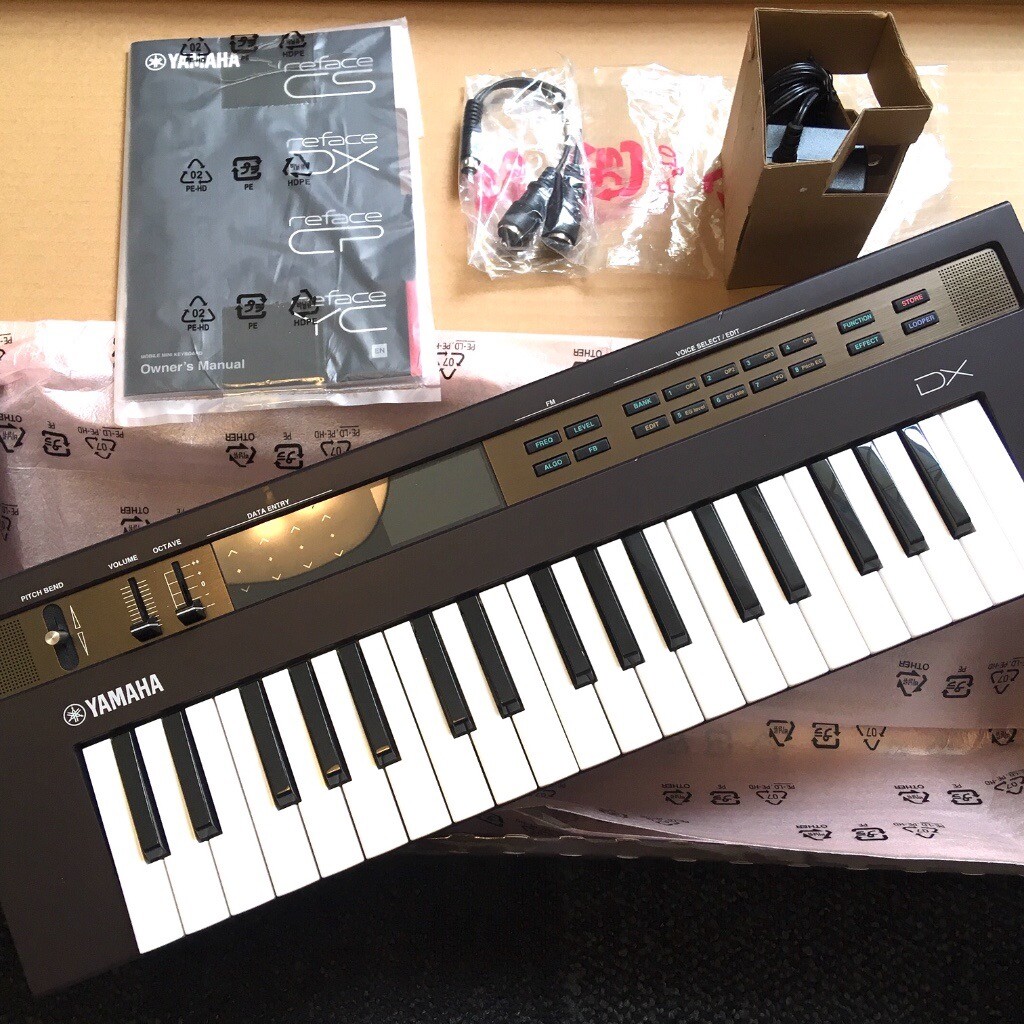 Yamaha Reface Dx Fm Portable Yamaha REFACE DX Portable FM