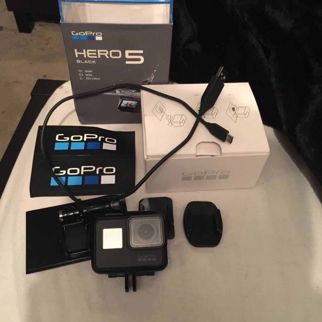 GoPro hero 5 black comes with sd card in Ilkeston, Derbyshire Gumtree