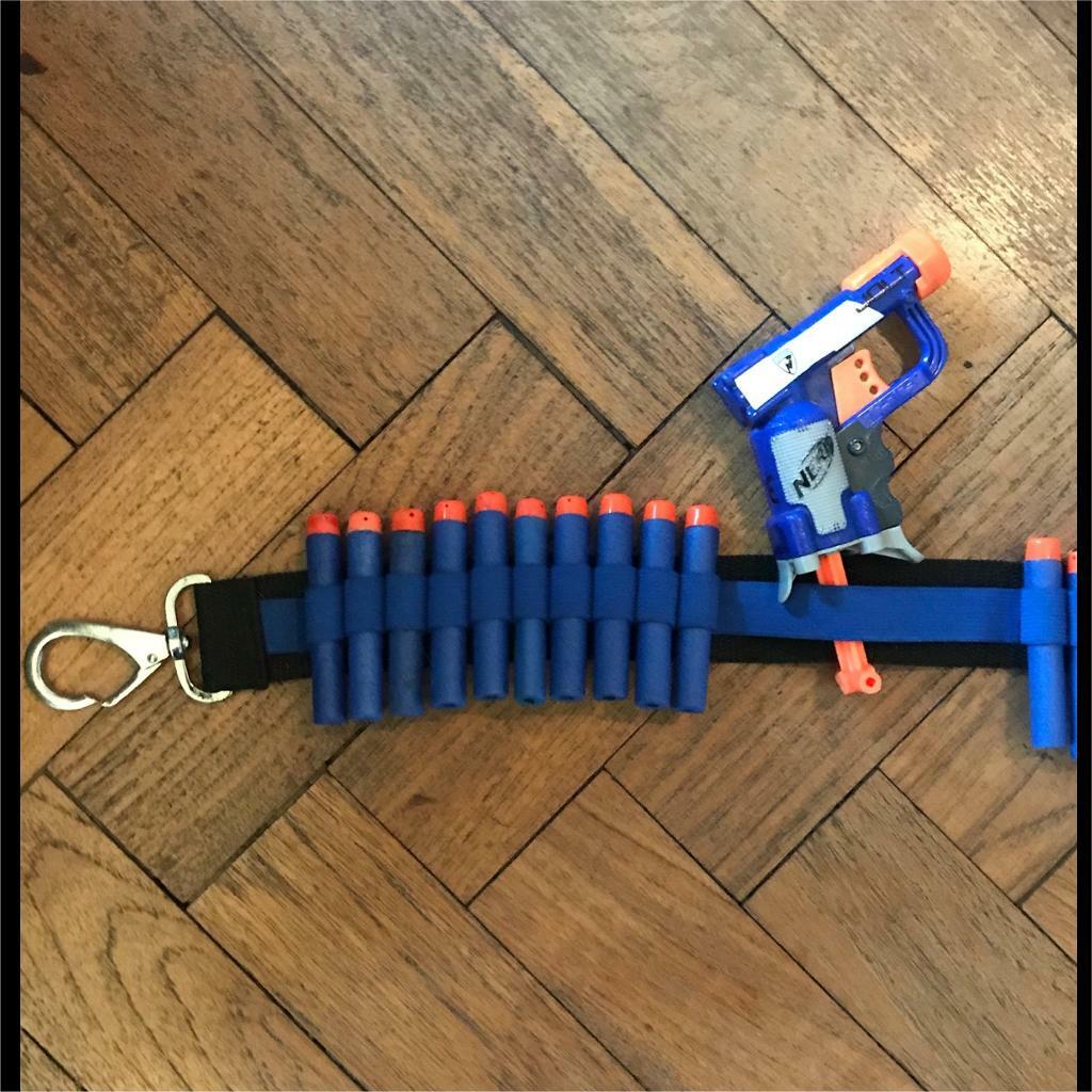 Nerf gun sling holder with 20 bullets and nerf gun pistol jolt in