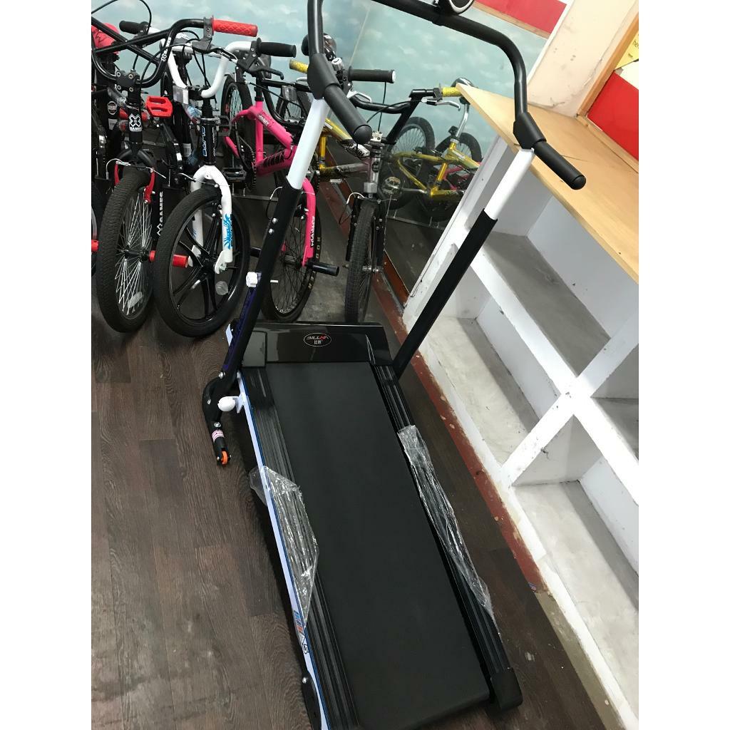 Manual running machine, fully working in Stirchley, West Midlands