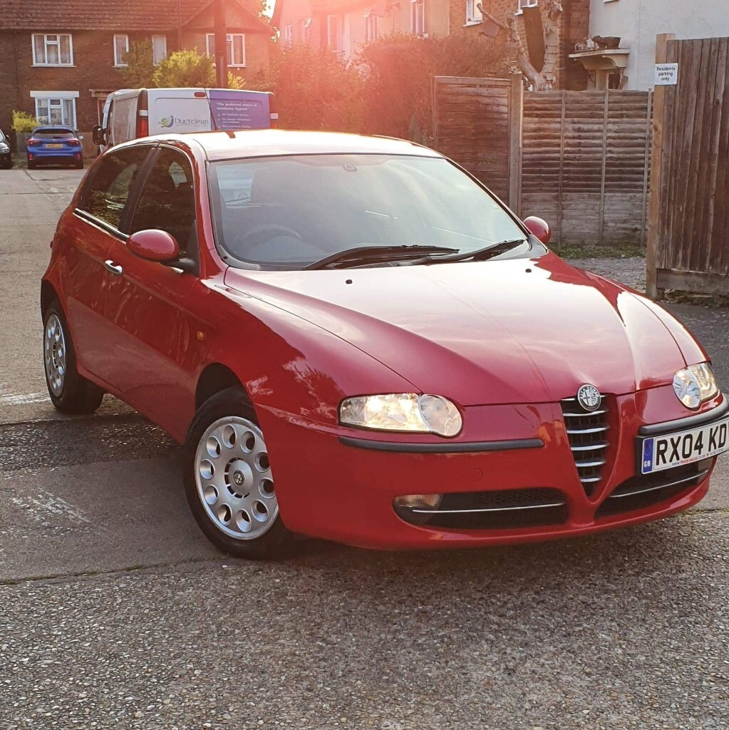 Alfa romeo hatchback
