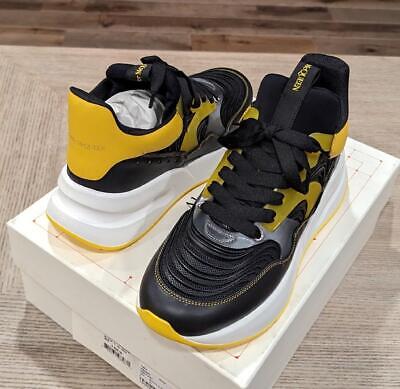 $890 Mens Alexander McQueen Tonal Oversized Runner Sneakers Black/Gold 44 US 11