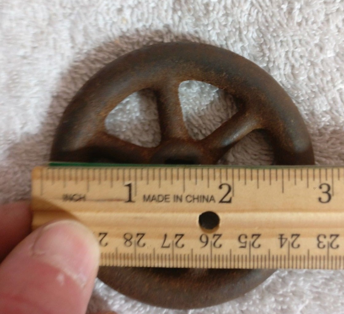 VINTAGE 3'  CAST IRON 6 SPOKE INDUSTRIAL STEAMPUNK GARDEN ART