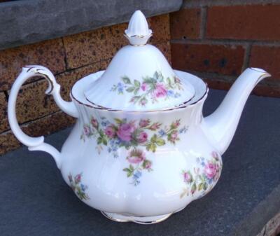 Royal Albert Moss Rose Bone China 6 Cup Teapot Made in