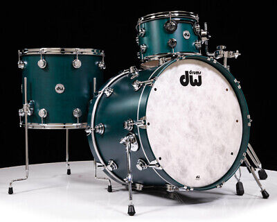 DW Collector's 3pc 3/3/3 Maple Kit - Teal Satin Oil