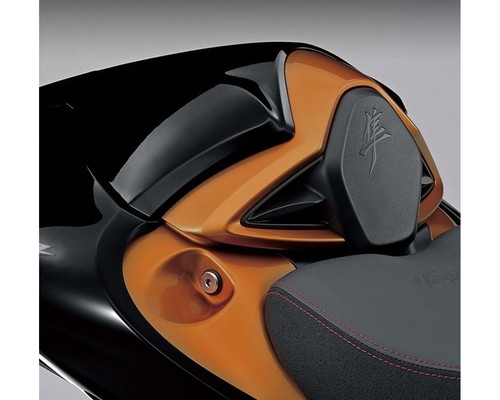Suzuki Rear Single Seat Cowl Black/Gold 2022+ Hayabusa