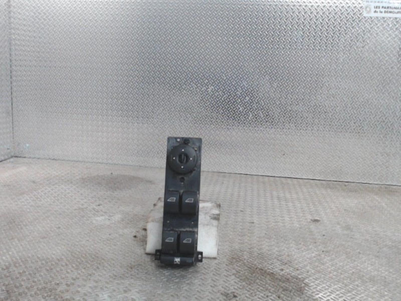Interrupteur De Leve Vitre Avant Gauche Ford Focus 2 Phase 1 1430007